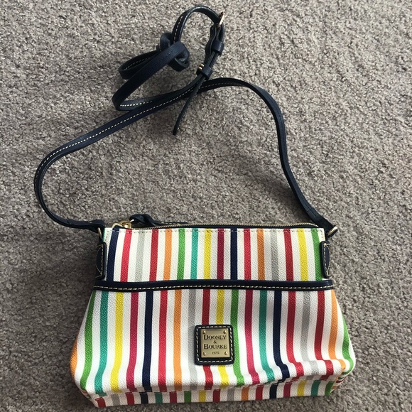 Dooney & Bourke Handbags - NWOT DOONEY & BOURKE Crossbody Bag